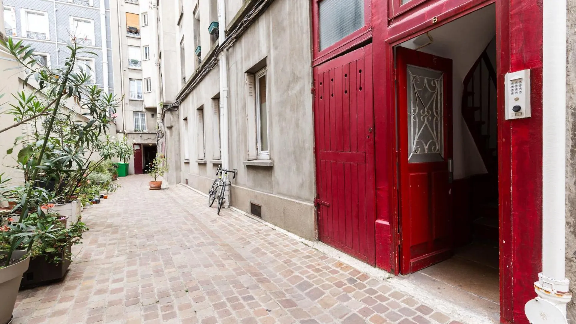 Apartment Loft 4 Bedroom Montmartre Pigalle Ac By Lcc Agency Paris